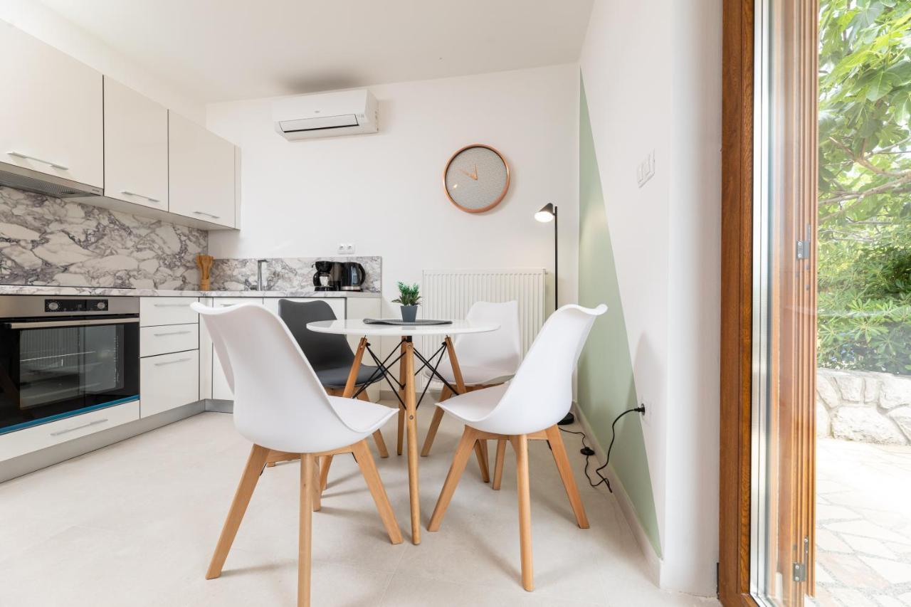 Apartments Vjeko Крк Экстерьер фото
